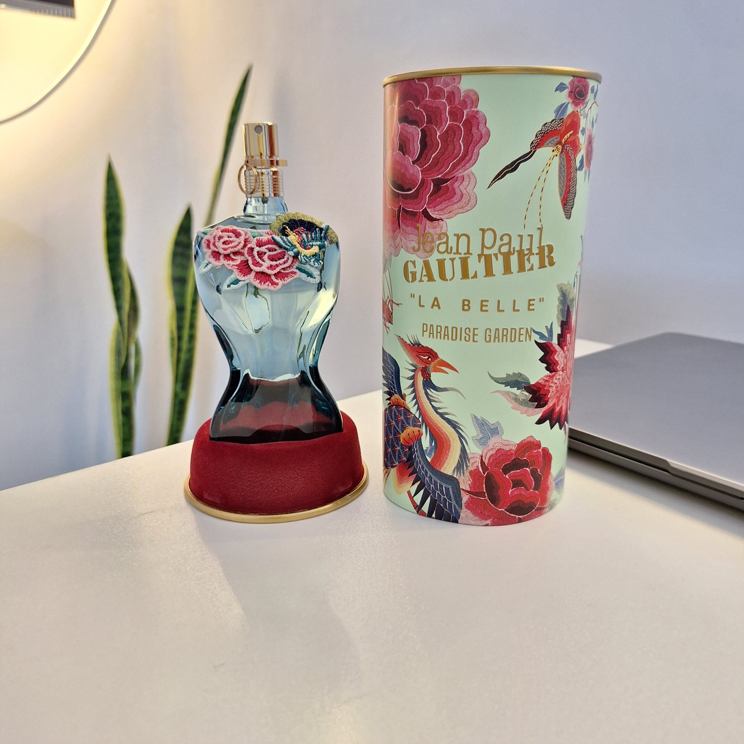 20251117_183903 عطر ژان پل گوتیه لا بِل پارادایس گاردن | Jean Paul Gaultier La Belle Paradise Garden - تصویر 1